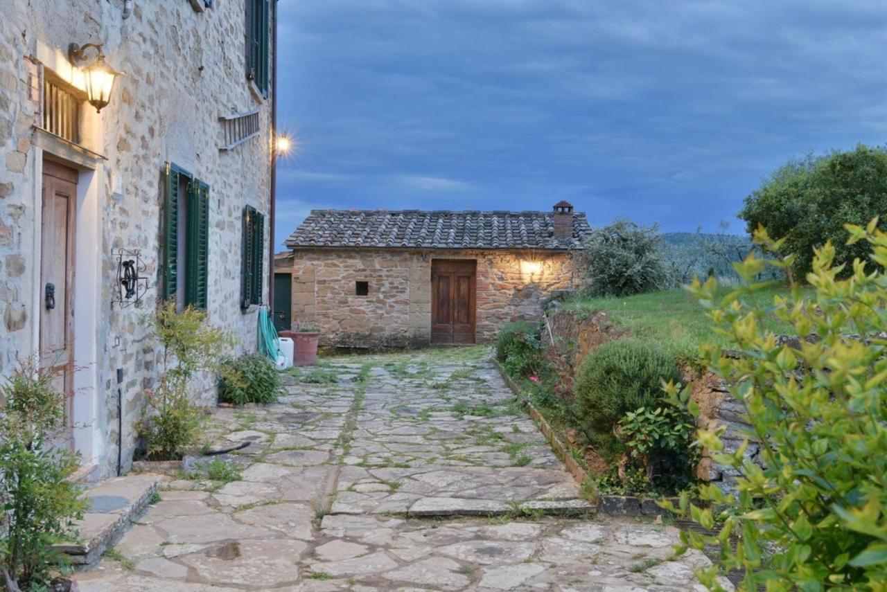 Agriturismo I Poggilunghi Чивитела ин Вал ди Киана Екстериор снимка